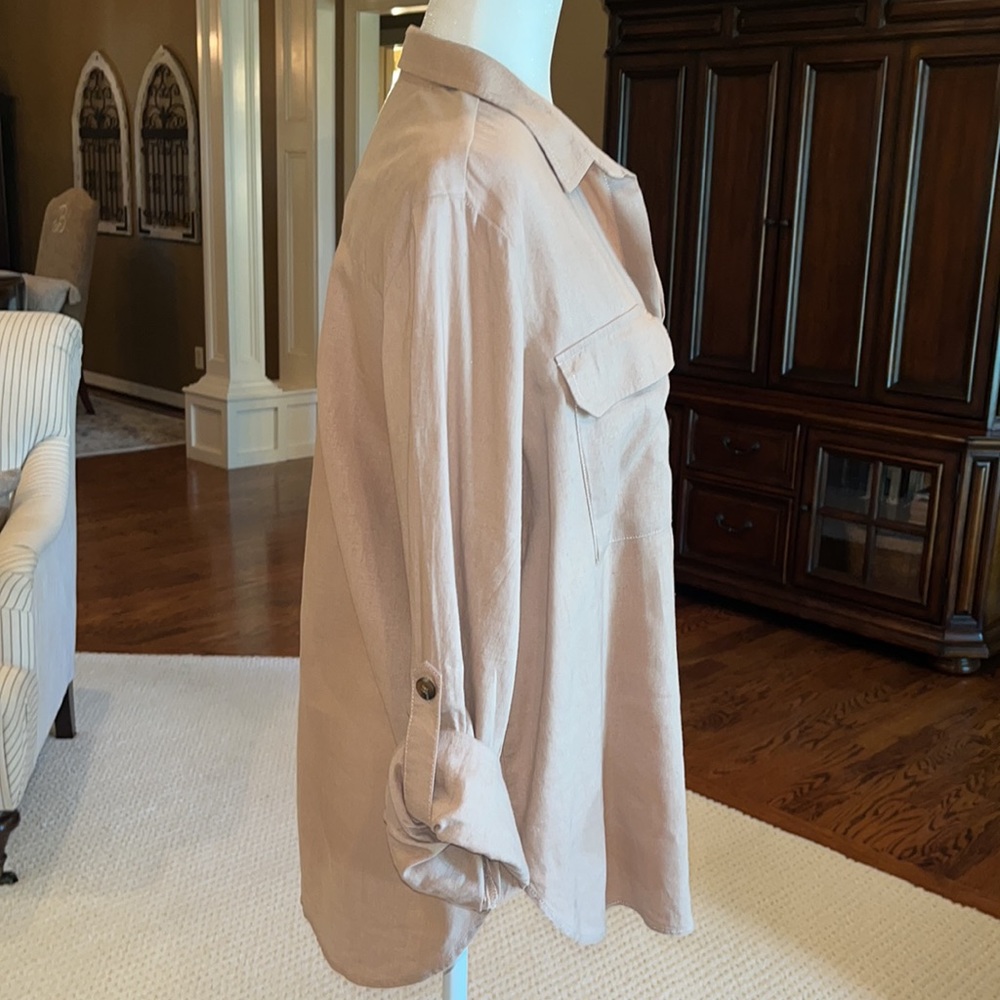 Velvet Heart tan linen button up blouse - Picture 7 of 15